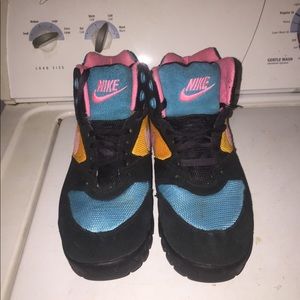 Nike caldera